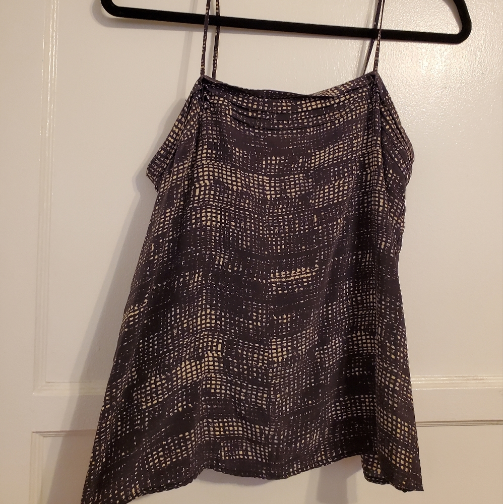 Kelly Wearstler 100% silk top with button detail. Black grey. EUC